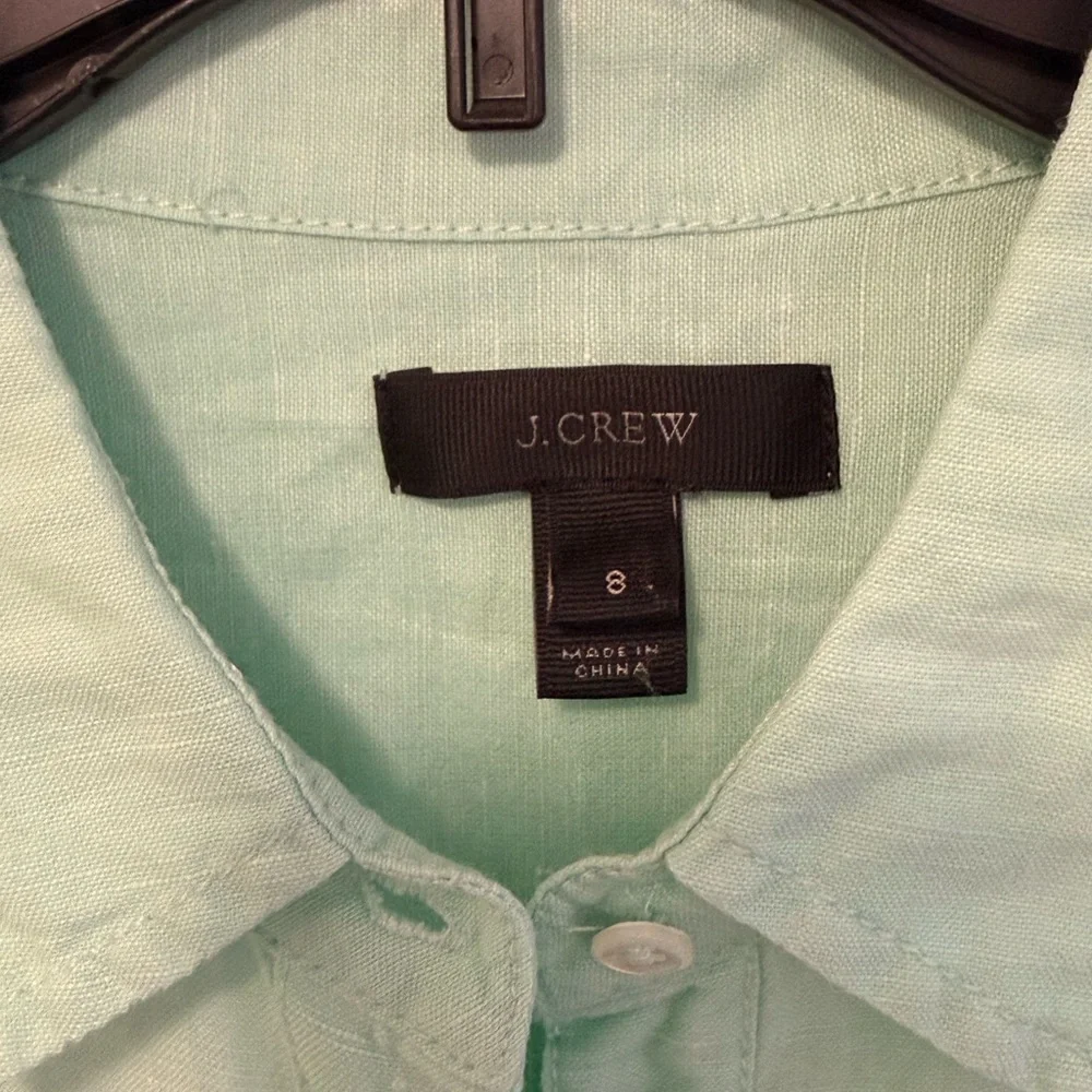 J. Crew Button Down Light Green Collared Shirt Size 8 Butter mom - Picture 4 of 7